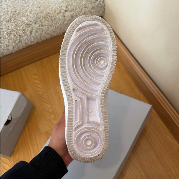 Nike Women's Blush Pink Air Force 1 Sneakers - Picture 2 of 3